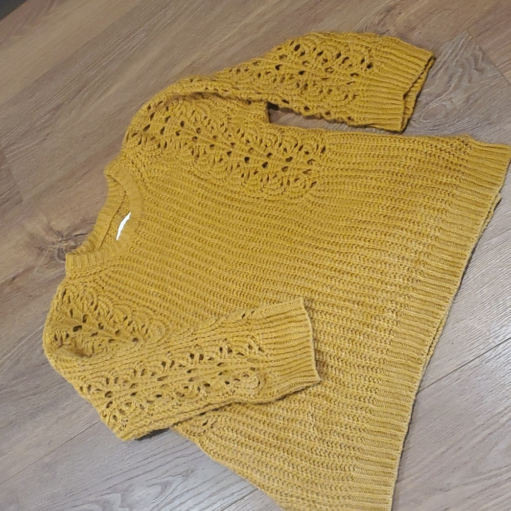 ANTHROPOLOGIE PILCRO sweater.    #4735